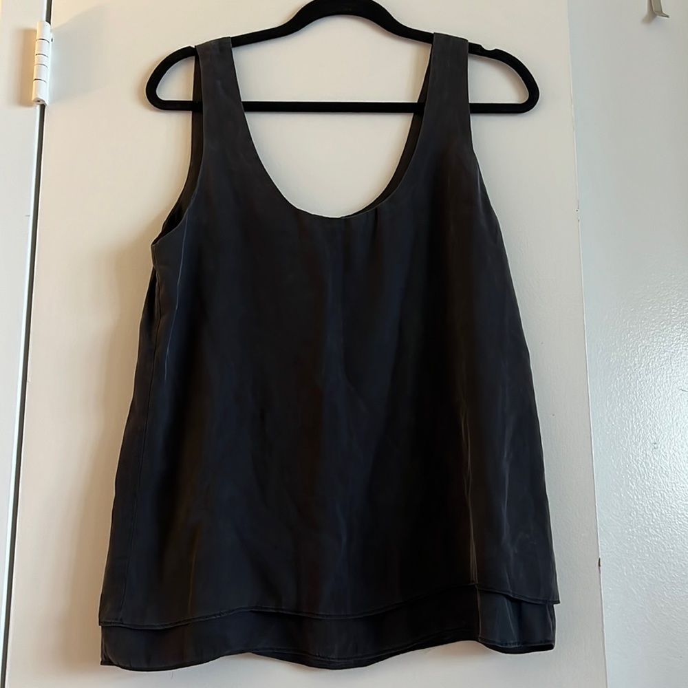 Like new Rag & Bone silk blouse